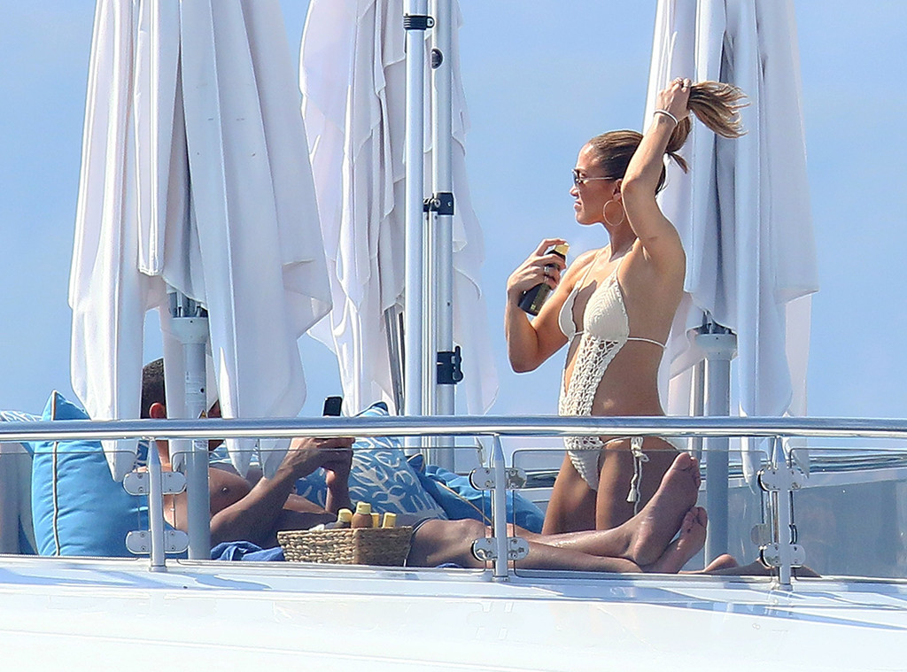 Photos From Jennifer Lopez Alex Rodriguez S Road To Engagement E Online